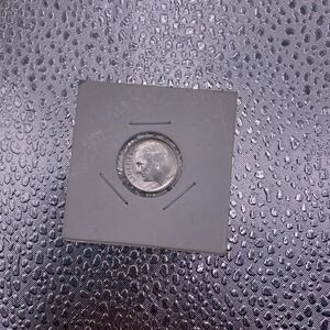 1946 Roosevelt Dime  Philadelphia BU - SILVER Coin Collecting Sliver